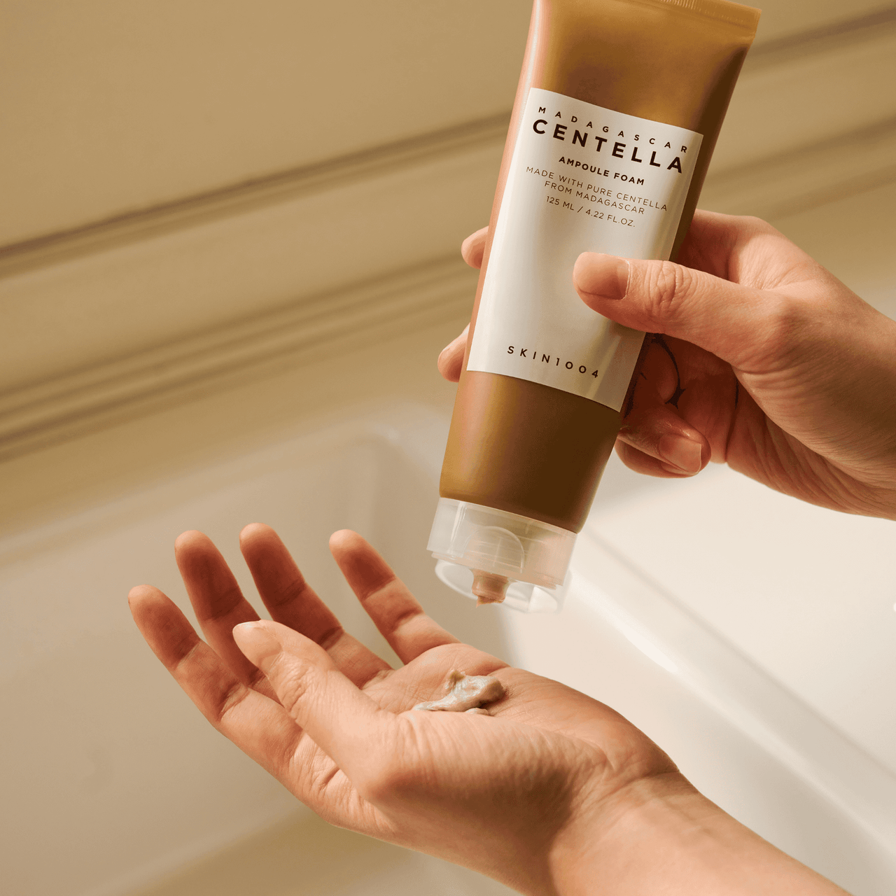 Madagascar Centella Ampoule Cleansing Foam (125ml)