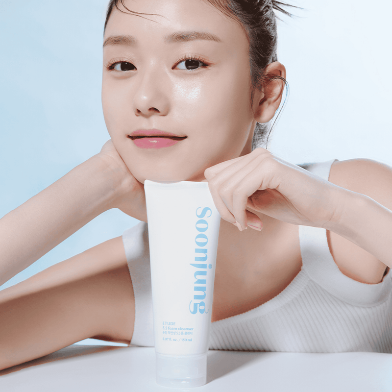 ETUDE HOUSE Soon Jung 5.5 Foam Cleanser (150ml) model