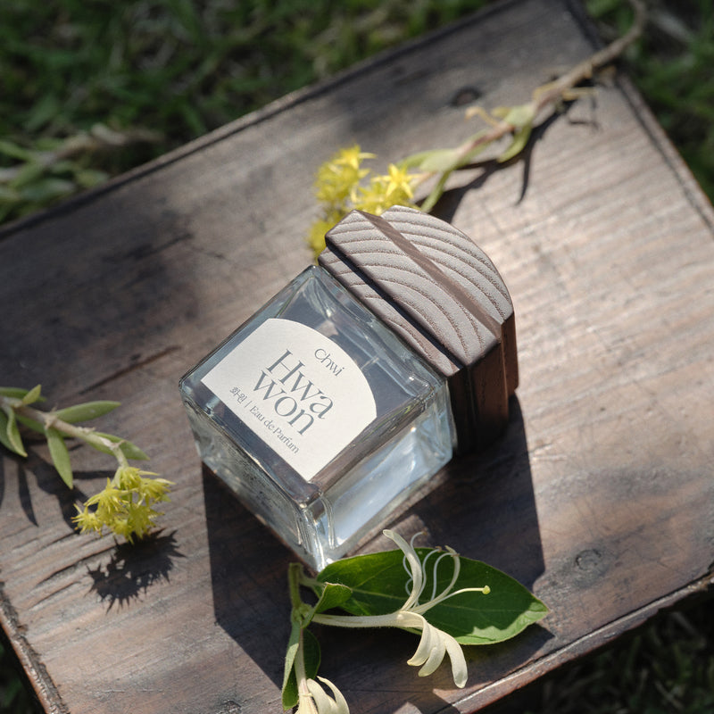 CHWI Eau De Parfum - Hwawon (50ml) Skin Cupid MOOD SHOT