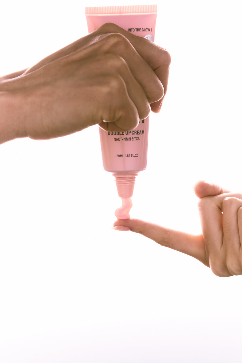 EPII Double Up Cream NAD+・NMN & TXA editorial shot