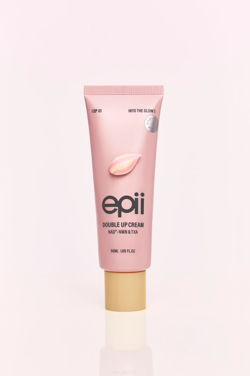 EPII Double Up Cream NAD+・NMN & TXA lifestyle shot