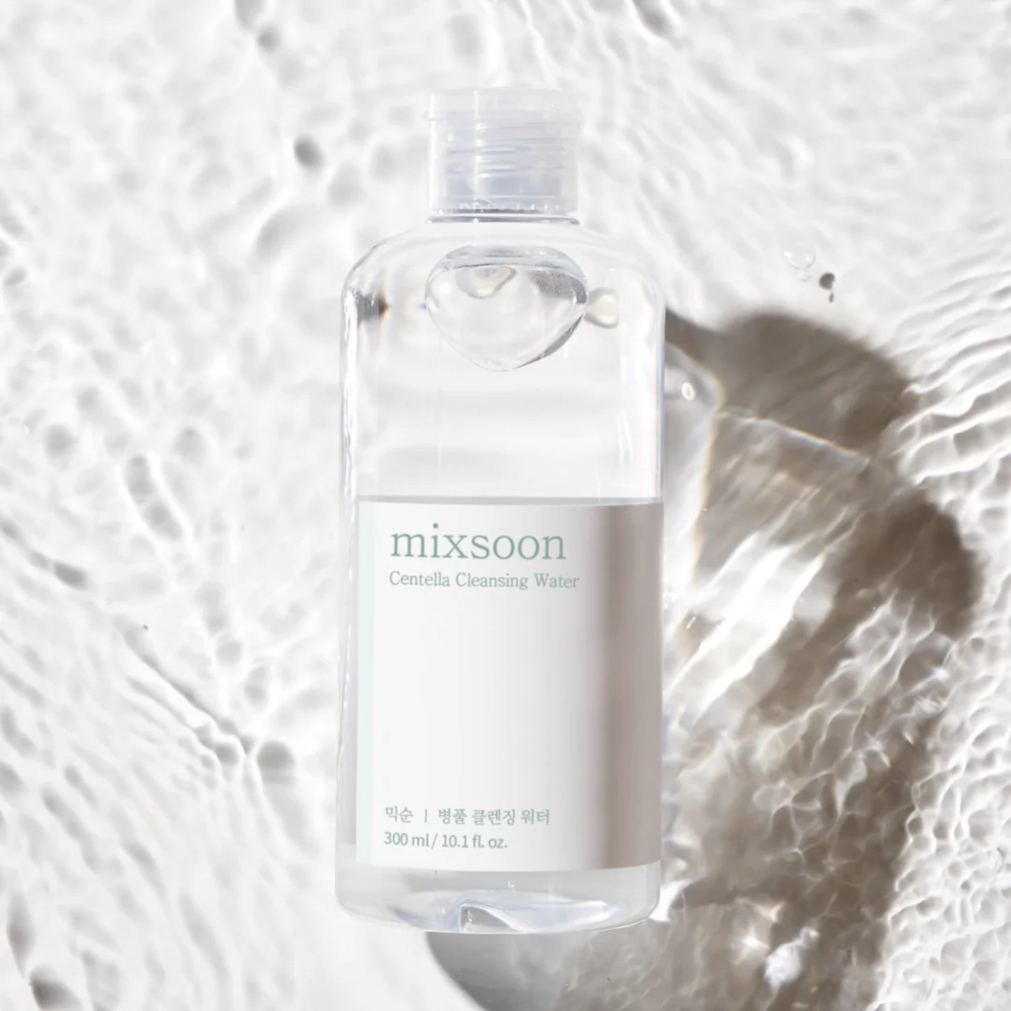 Mixsoon Centella Cleansing Water (300ml) water background