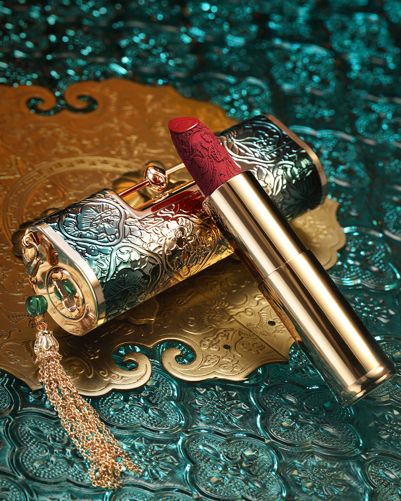 Blooming Rouge Love Lock Lipstick
