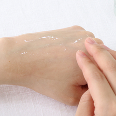 NUMBUZIN No.3 Skin Softening Serum (50ml)  Application on the skin
