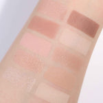 Peach C Seasonal Blending Eyeshadow Palette 05 Nutty Milk Application (6.4g)