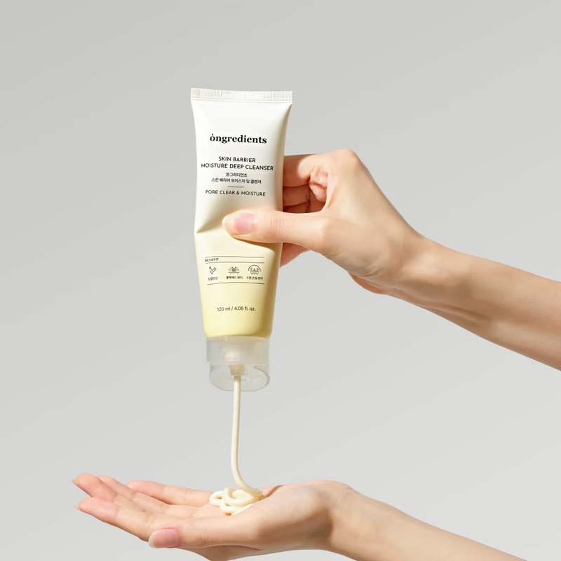 ONGREDIENTS Skin Barrier Moisture Deep Cleanser APPLICATION