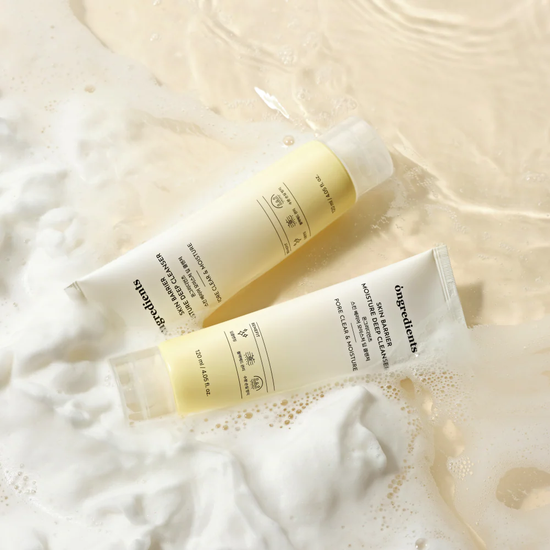 ONGREDIENTS Skin Barrier Moisture Deep Cleanser CONCEPT SHOT
